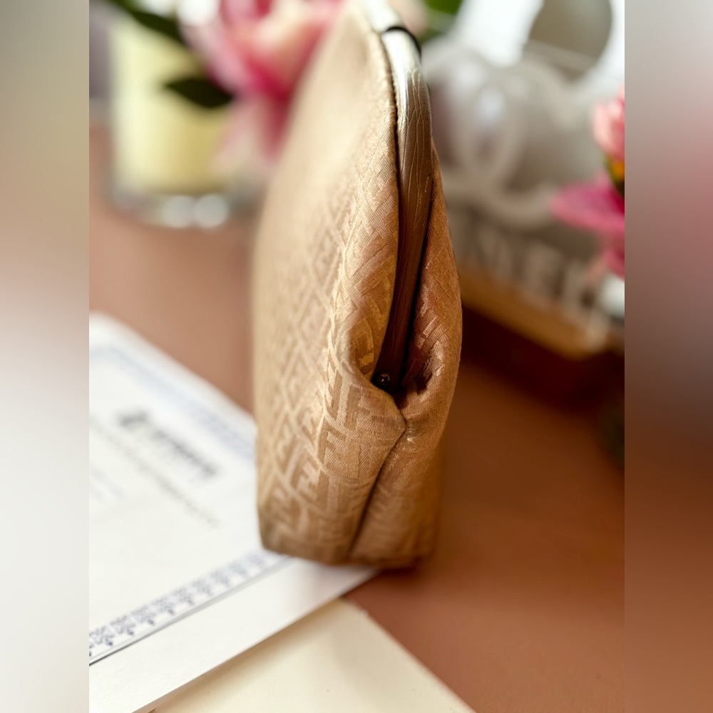Vintage Fendi Clutch - Picture 6 of 7